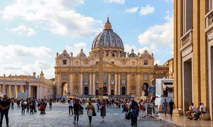 St Peter's Basilica, Papal Tombs Tour, optional Dome