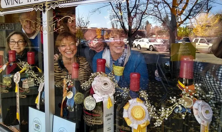 Healdsburg Wine & Food Holiday Walking Tour