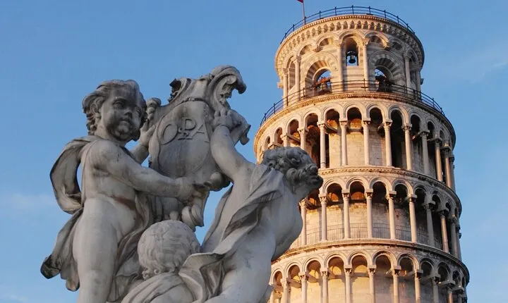 Private Tour to Pisa, San Gimignano and Siena from Florence