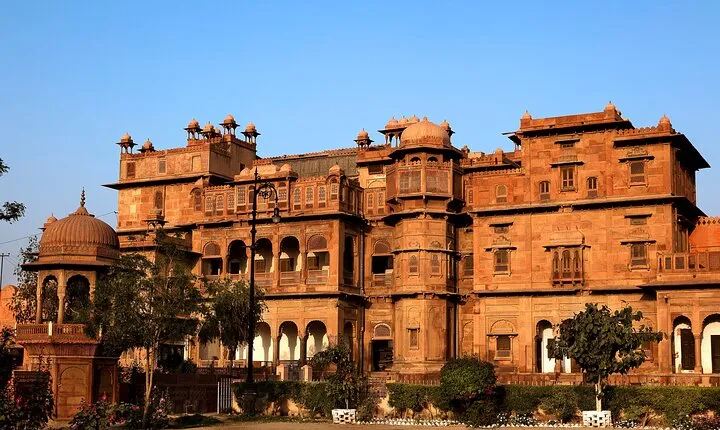 Royal Trails of Bikaner (Guided Half Day City Tour)