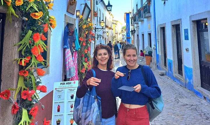Private Experience Óbidos Nazaré and Fátima or Aveiro and Óbidos