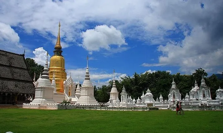 Private Chiang Mai Temple Tour with Doi Suthep and Wat Umong