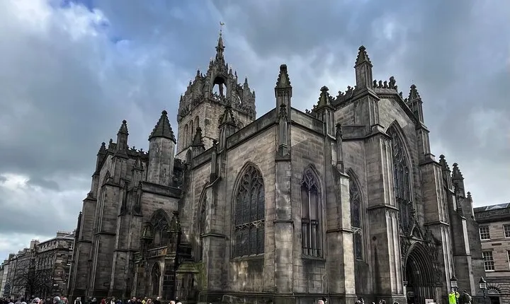 Best of Edinburgh Walking Tour-3 Hours, Small Group max 10 people