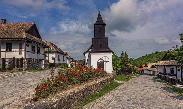 HOLLÓKŐ UNESCO World Heritage site + Eger Castle Private guided tour