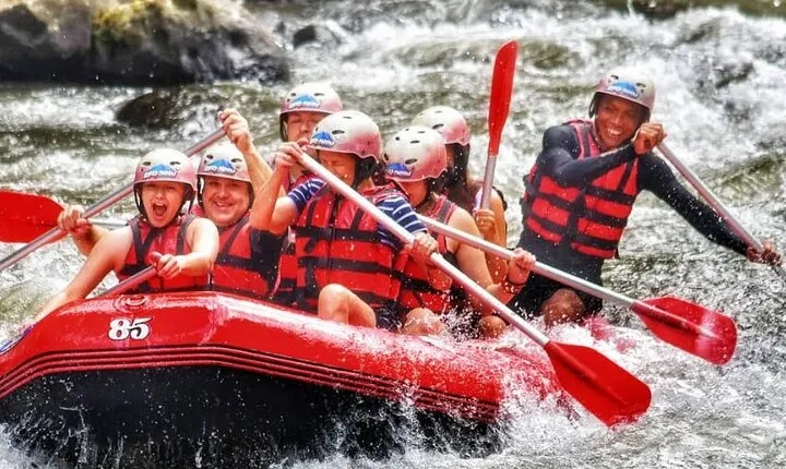 Red Paddle Ayung Bali Rafting