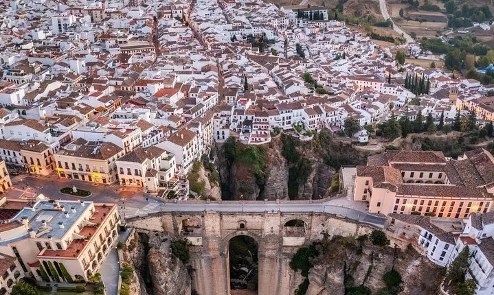 Private Ronda Tour from Malaga and Costa Del Sol