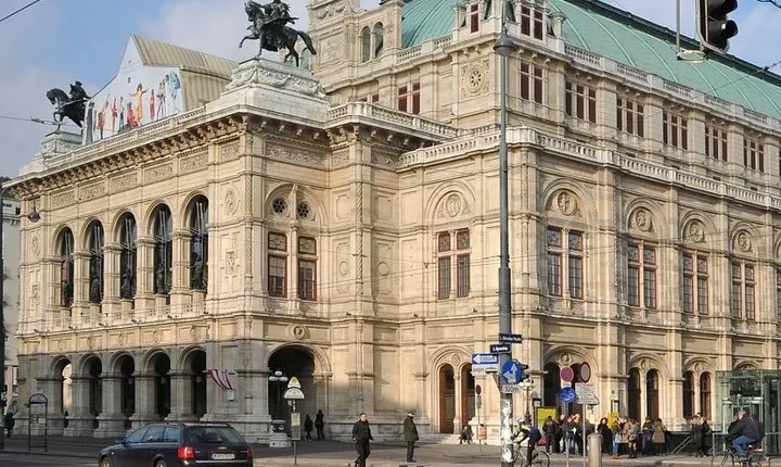 The Cultural Heart of Vienna: A Self-Guided Audio Tour