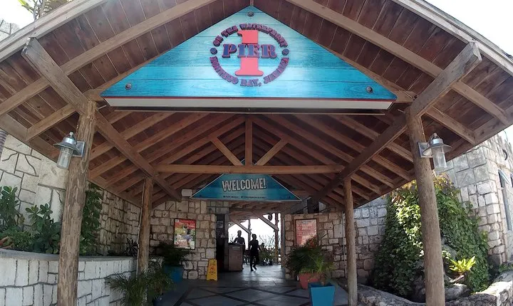 Dinner or lunch at pier one Montego bay Food Tour