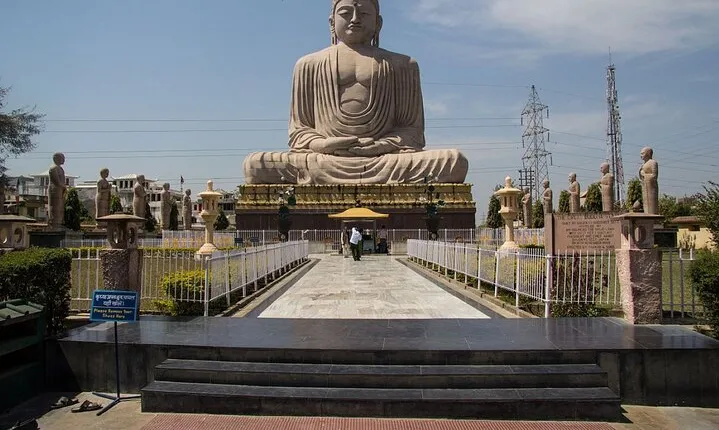 2 Days Old and New Delhi Tour By Car