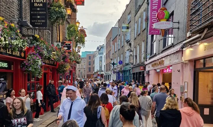 Dublin Express Private Guided Walking Tour 