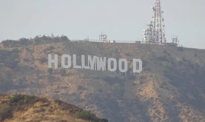 Hollywood Self-Guided Walking Tour and Scavenger Hunt