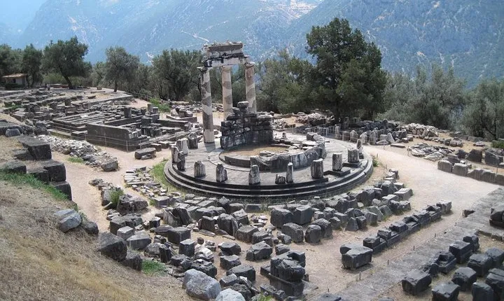 Delphi Tour (Full Day)