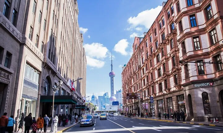 Shanghai Bus Tour:Yu Garden,Chenghuang,Zhujiajiao Water Town,Bund