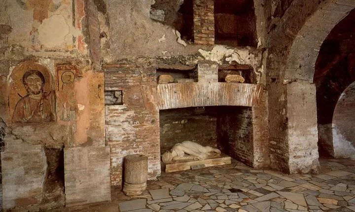 Catacombs in Rome Tour with Private Transfer