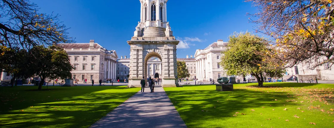 Walking tour in Dublin with an Italian guide