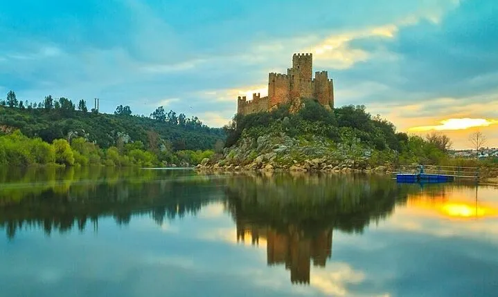 Private Tour Almourol-Tomar, Templars c/pickup at the Hotel