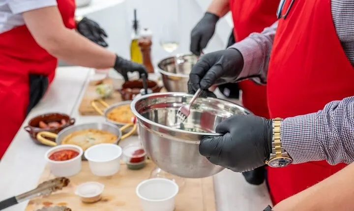 Cooking Class and Wine Tasting in Santorini