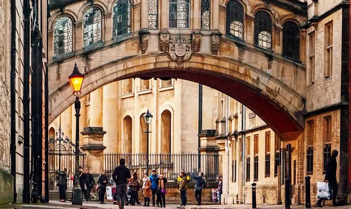 Oxford Tour App, Hidden Gems Game and Big Britain Quiz (1 Day Pass) UK