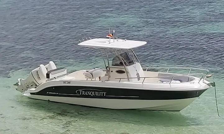 Private Seychelles Islands Tour by Boat with snacks & drinks