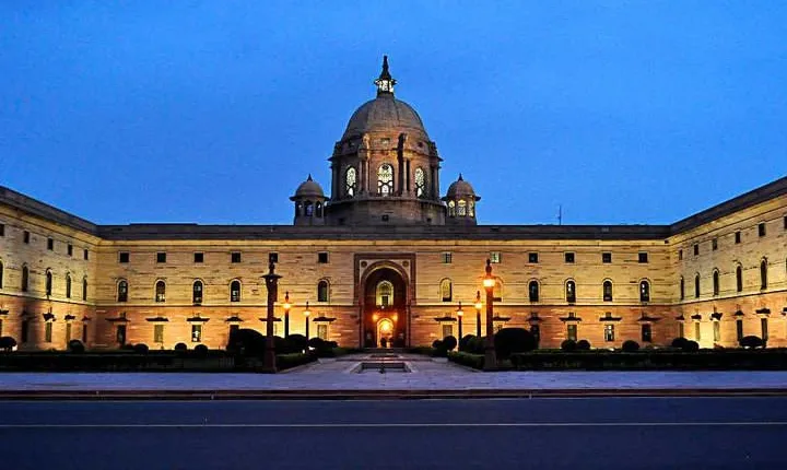 Delhi Under Stars (Lit of Nights)
