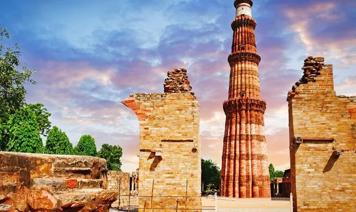 Golden Triangle Tour: Delhi, Agra, and Jaipur in 3 Days