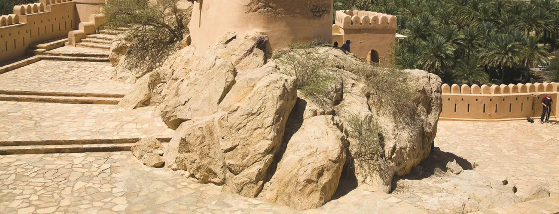 North and Nakhl Fort tour from Muscat