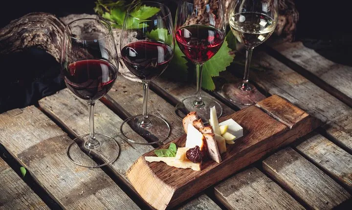 Winery Tour and Tasting in Tenerife with the Sommelier