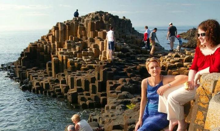 From Belfast-Giants Causeway, Dunluce Castle and Dark Hedges tour