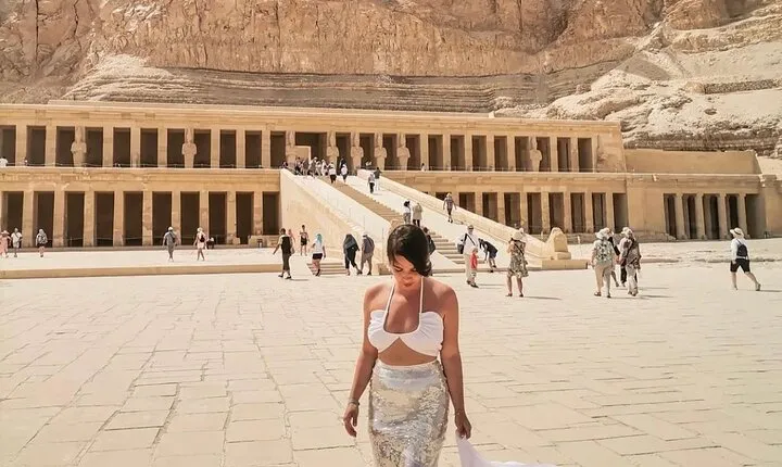 Full Day Tour to Luxor east and west bank temples and tombs From Hurghada