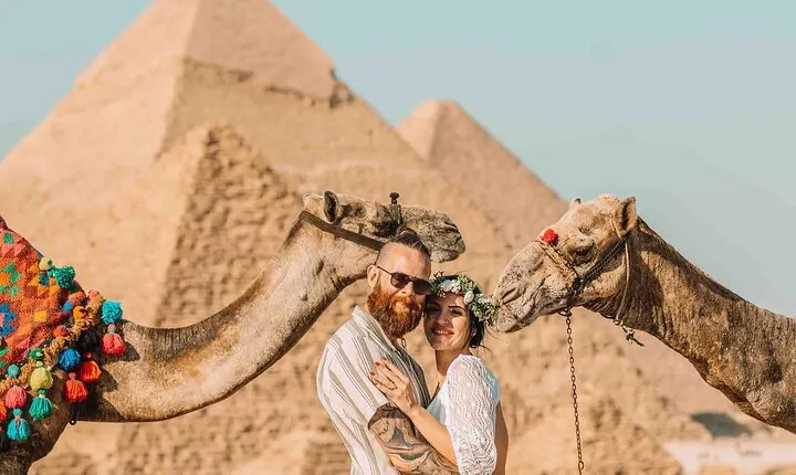 Luxury Private Tour Giza Pyramids Egyptian Museum and Bazaars