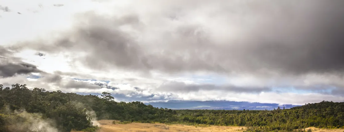 Big Island of Hawaii volcano hiking tour from Kohala
