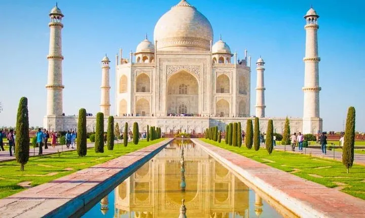 Taj Mahal & Agra Fort Full Day Private Tour from Delhi By Car (With Lunch)
