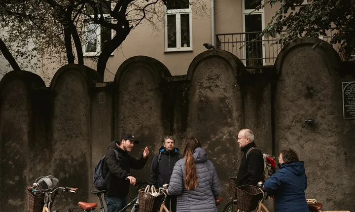 Discover Kraków by Bike with a Dutch guide