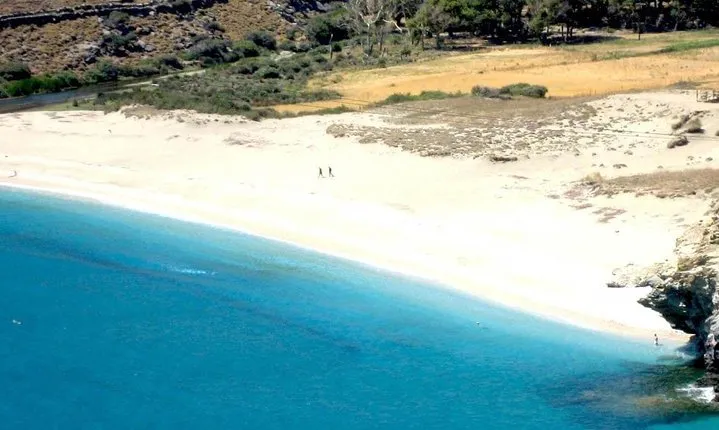Achla beach and Gria lighthouse tour