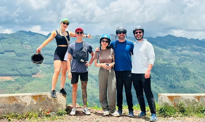 Strawberry HaGiangLoop 4D3N, Small Group, Tour Guide English