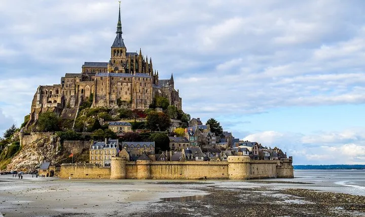 Day trip to Mont-Saint-Michel from Paris