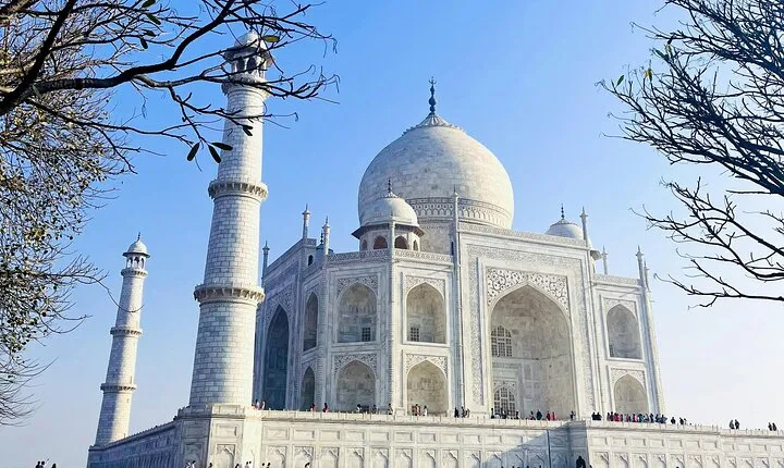 Taj Mahal at Sunset and Agra Day Tour from Delhi