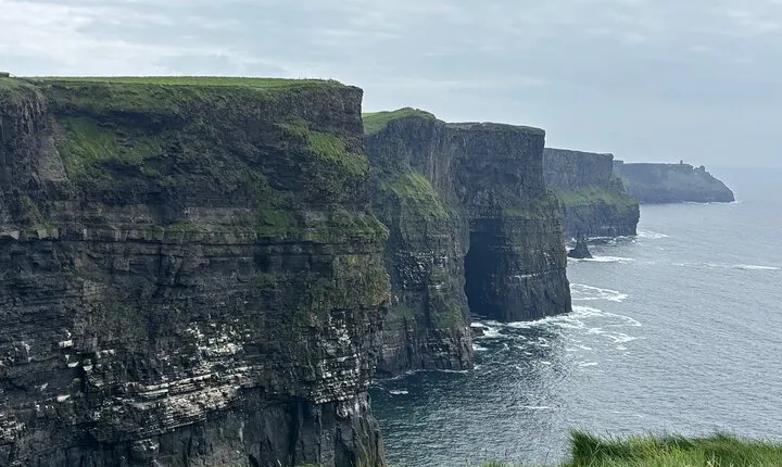 Emerald Isle Guided tour of the Cliffs of Moher & Galway 