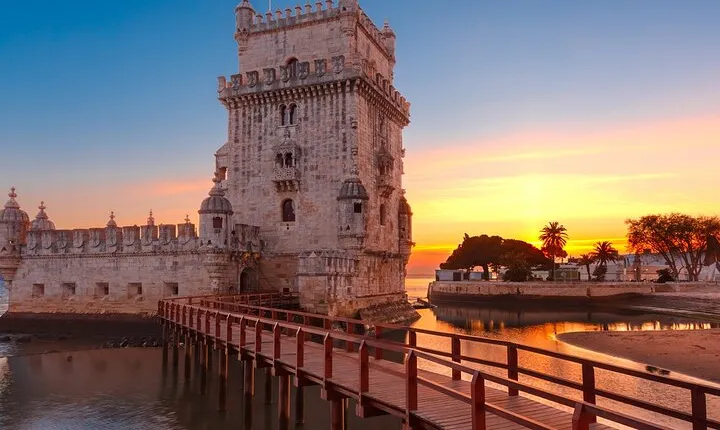 Lisbon Full day Tour and Private Transport From Sintra Cascais