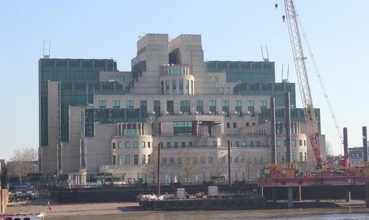Private James Bond Fictional and Film Spy Tour of London