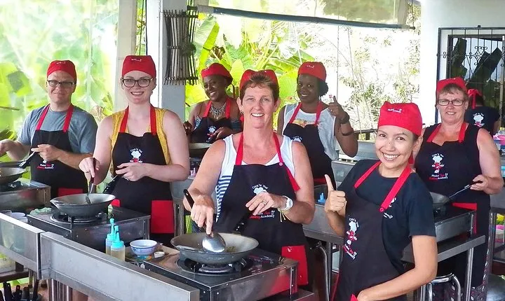 Choose Your Own Dishes: Half-Day Thai Cooking Class in Phuket
