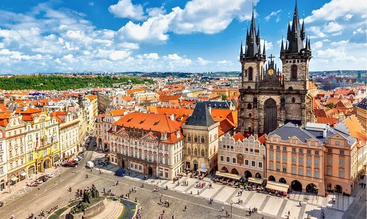 Prague Castle Circuit Entry Tickets with Audio Guide