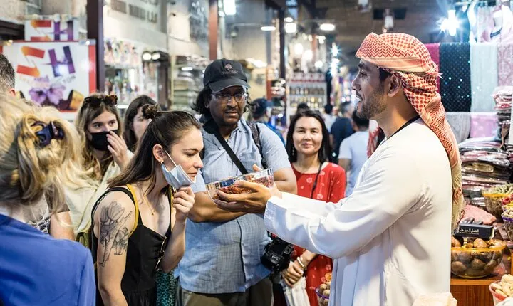 Dubai Aladdin Tour: Souks, Creek, Old Dubai and Tastings