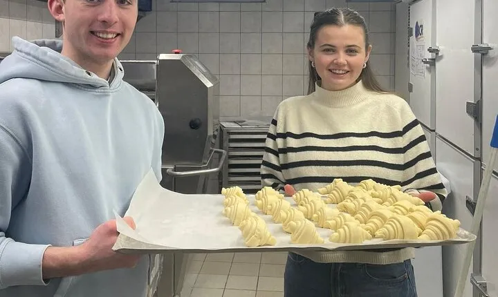 Paris Bakery Experience in Champs Elysees 8th 