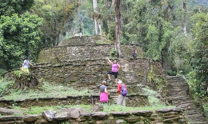 Get to know living indigenous culture in Ciudad Perdida (Santa Marta)