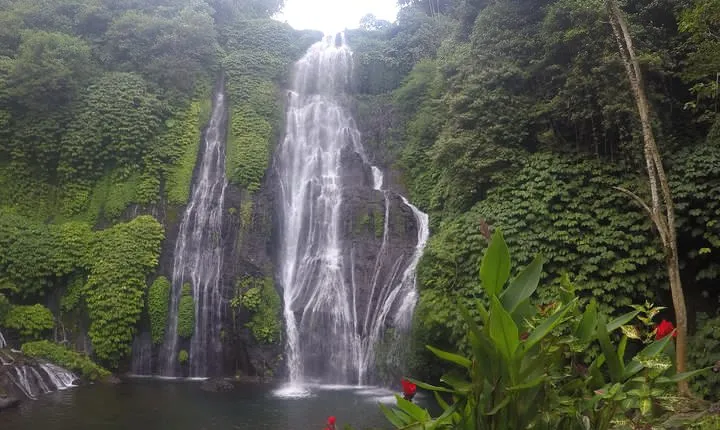 Seven Wonder Waterfalls Trekking