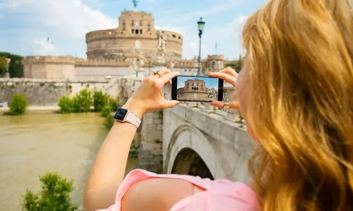 Love Affairs and Papal Power Small Group Tour Rome