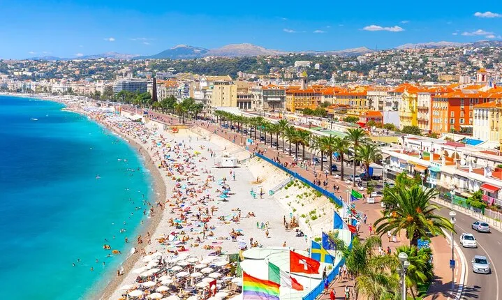 Lovely Romantic tour in French Riviera For Couples