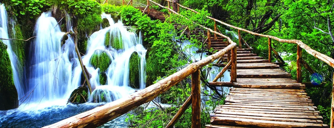 Plitvice Lakes National Park guided private tour from Split
