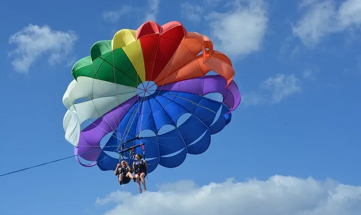 Key West Parasailing Shared Experience with Conch Train from Miami